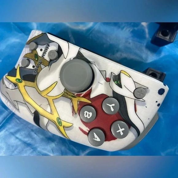 Pokémon  Legends: Arceus 
 - HORI - Nintendo Switch Split Pad Pro - Rare - Picture 12 of 16